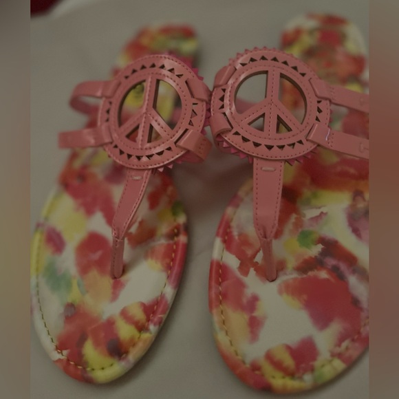 Amazon.com | Circus NY by Sam Edelman Women NEW Circus by Sam Edelman Special Edition Peace! Women\'s Canyon Flat Sandals 9